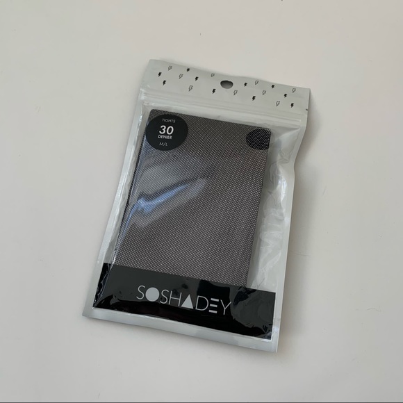 NWT Forever 21 Fish Net Tights - Picture 4 of 4